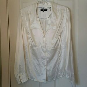 Gorgeous, shiny satin long sleeve blouse